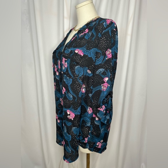 Disney Harper-Georgette Alice in Wonderland Pullover Tunic Blouse (911) - Picture 10 of 16